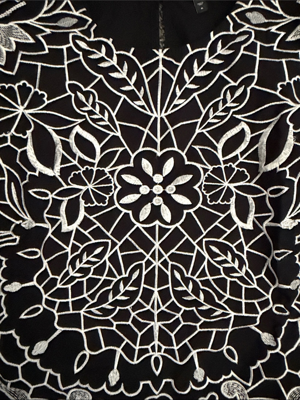 Express Black Blouse with White Floral Embroidery - Picture 4 of 4